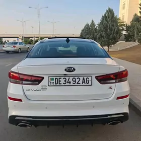 Kia Optima 2019