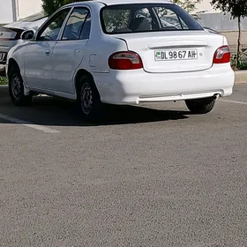Hyundai Accent 1998