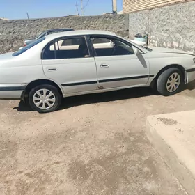 Toyota Corona 1995
