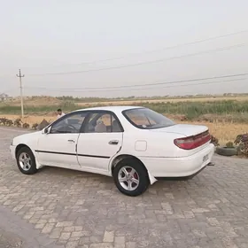 Toyota Carina 1992