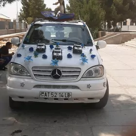 Mercedes-Benz ML350 1999