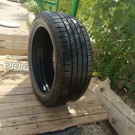teker tayota 235 45 18