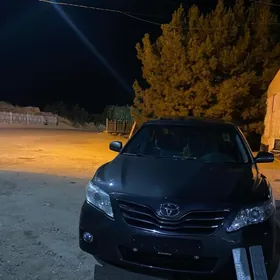 Toyota Camry 2011