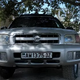 Nissan Pathfinder 2002