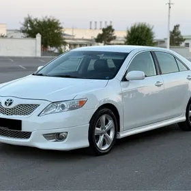 Toyota Camry 2010