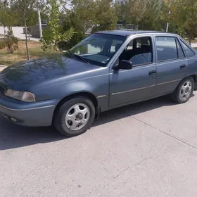 Daewoo Nexia 1995