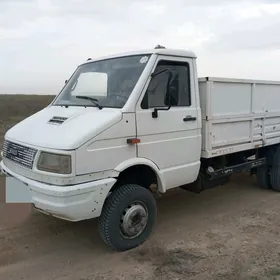 Iveco EuroCargo 2012