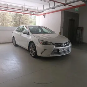 Toyota Camry 2016