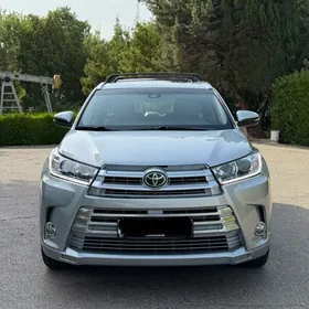 Toyota Highlander 2019