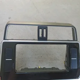 Toyota Prado tv ramkasy