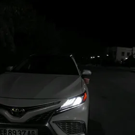 Toyota Camry 2020