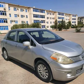 Nissan Versa 2010