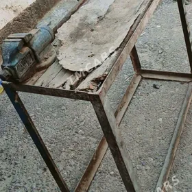 Tiski