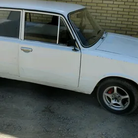 Lada 2104 1980