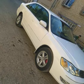 Toyota Avalon 2000