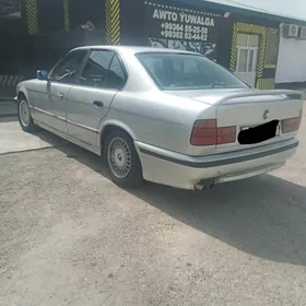 BMW 525 1993
