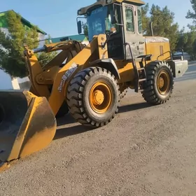XCMG LW300F 2013