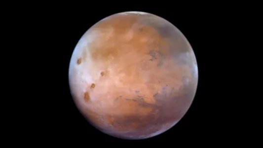 Astronomlar ilkinji gezek Marsdaky gijeki bulutlaryň doly şekilini düşürdiler