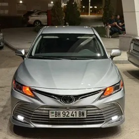 Toyota Camry 2020