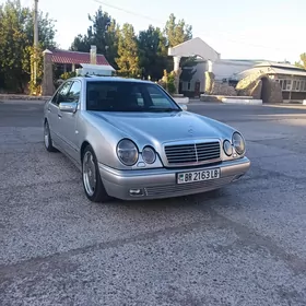 Mercedes-Benz E420 1996