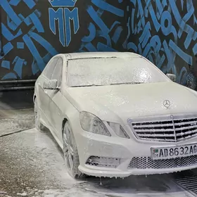 Mercedes-Benz E350 2013