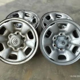 Toyota disga 15-lik