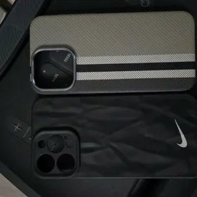 Чехлы на Iphone 15 pro max