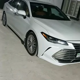 Toyota Avalon 2021