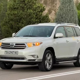 Toyota Highlander 2013