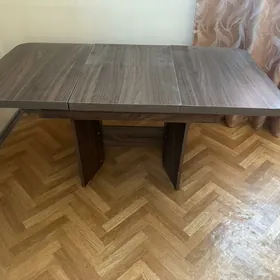 стол выдвижной