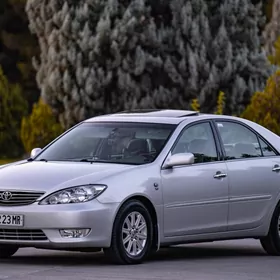 Toyota Camry 2004