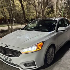 Kia Cadenza 2019