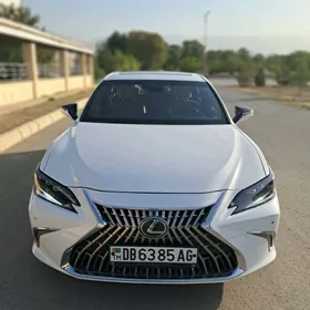 Lexus ES 300h 2019