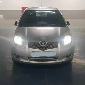 Toyota Yaris 2009