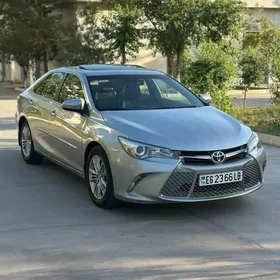 Toyota Camry 2015