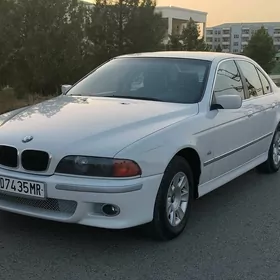 BMW E39 1999