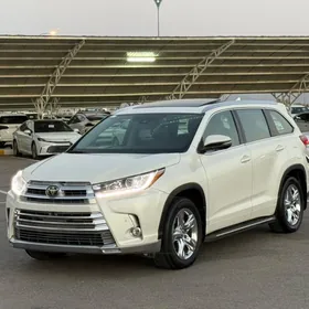 Toyota Highlander 2019