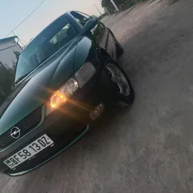 Opel Vectra 1997