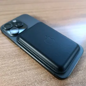 MagSafe Card Holder for iPhone