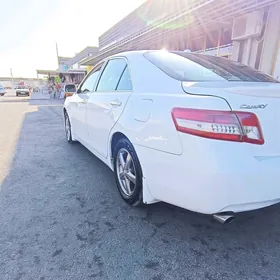 Toyota Camry 2011
