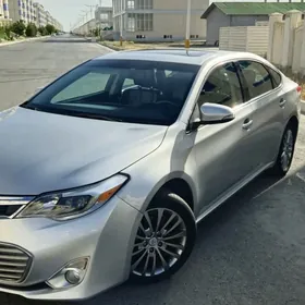 Toyota Avalon 2013