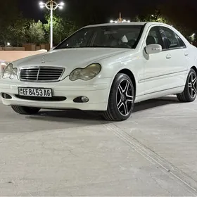 Mercedes-Benz C320 2001