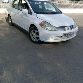 Nissan Versa 2010