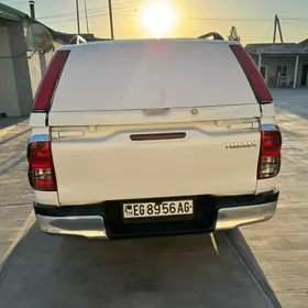 Hilux kabina duga 2012-2025