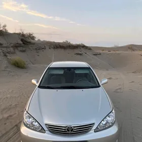 Toyota Camry 2005