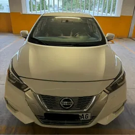 Nissan Versa 2021