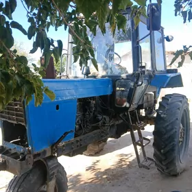 MTZ 80 2002