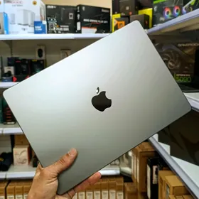 MacBook Pro 14/M1/16GB RAM
