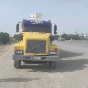 Volvo FH12 1985