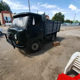 UAZ 2206 1989
